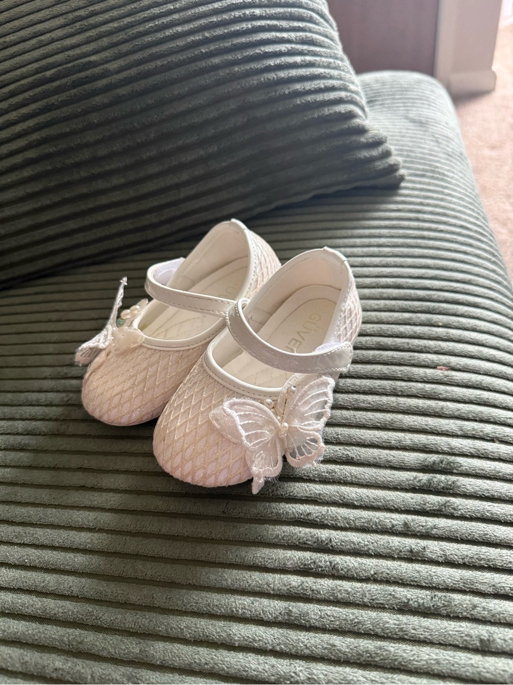 Baby Girls Cream Butterfly Mary Jane Walker Shoes